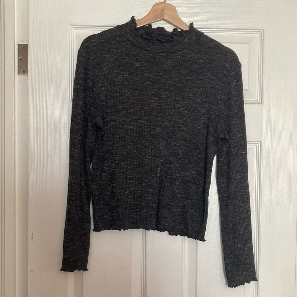 Derek Heart Gray Fitted Ruffled Blouse